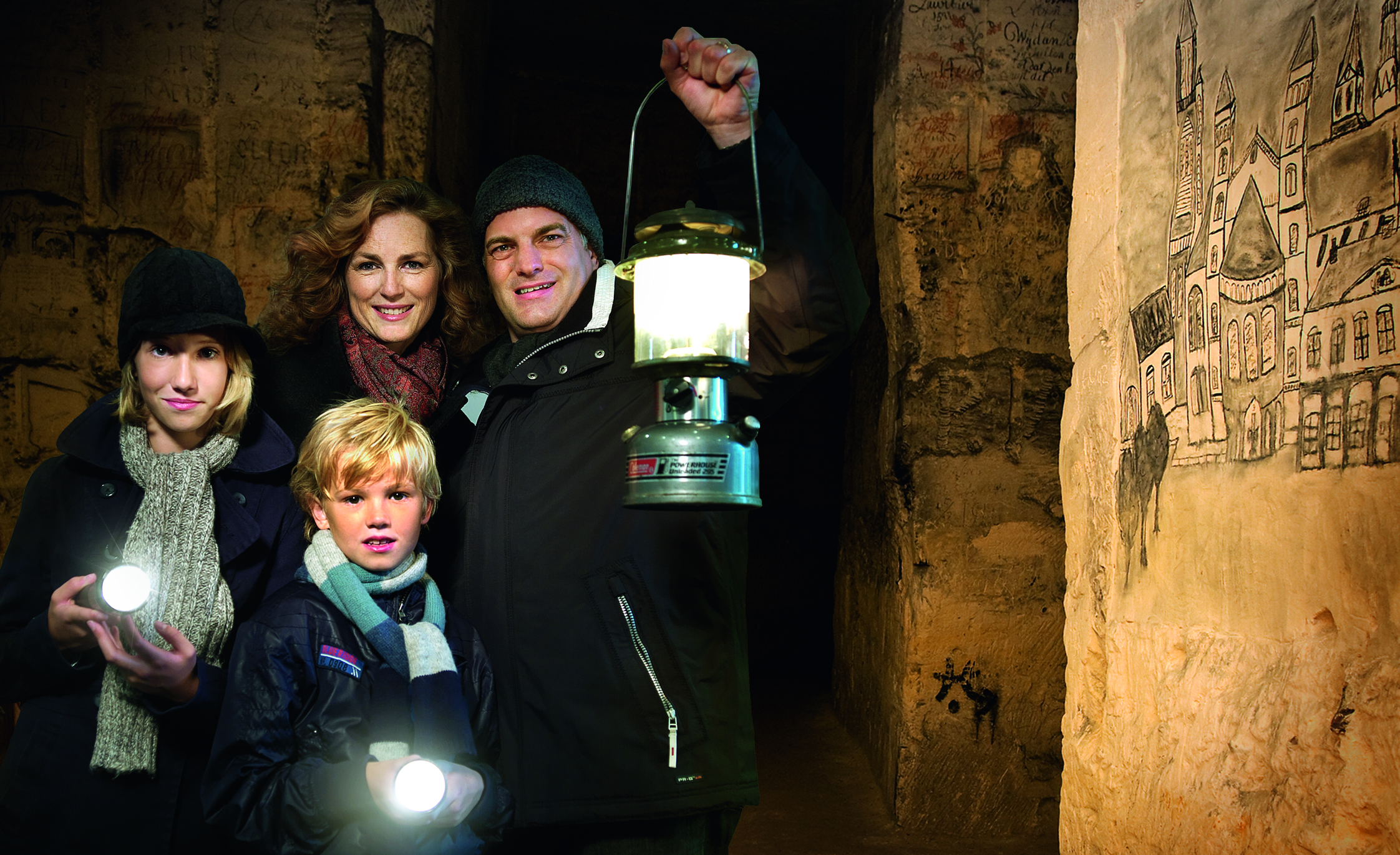 Rondvaart Plus een rondleiding in grotten Zonneberg